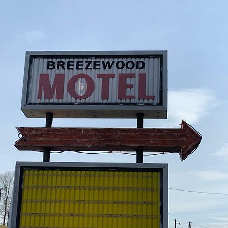 Sonrise Inn Lincoln Hwy By Oyo Breezewood Exterior foto