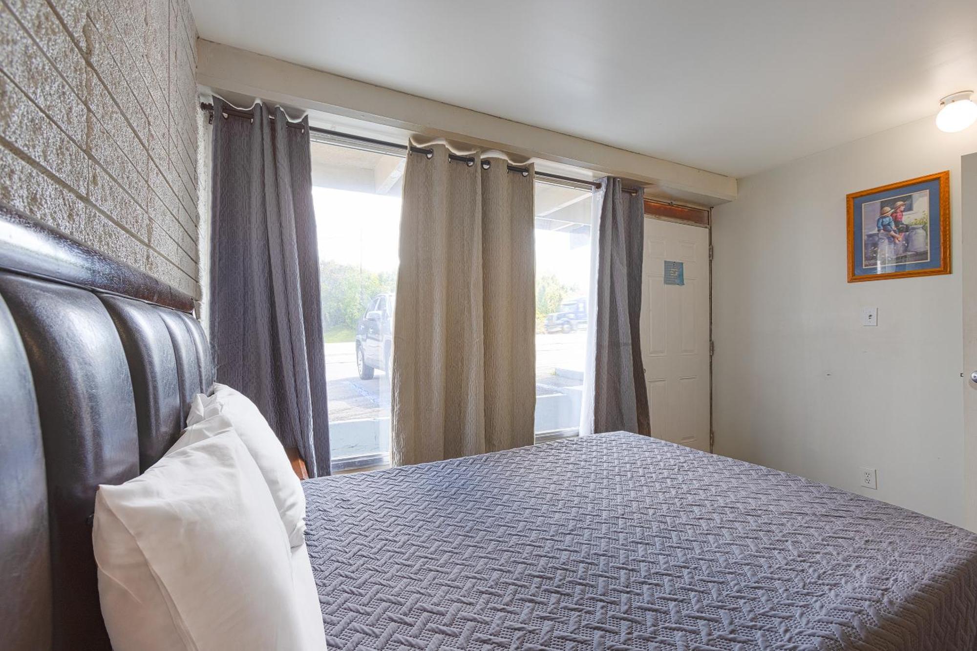 Sonrise Inn Lincoln Hwy By Oyo Breezewood Exterior foto