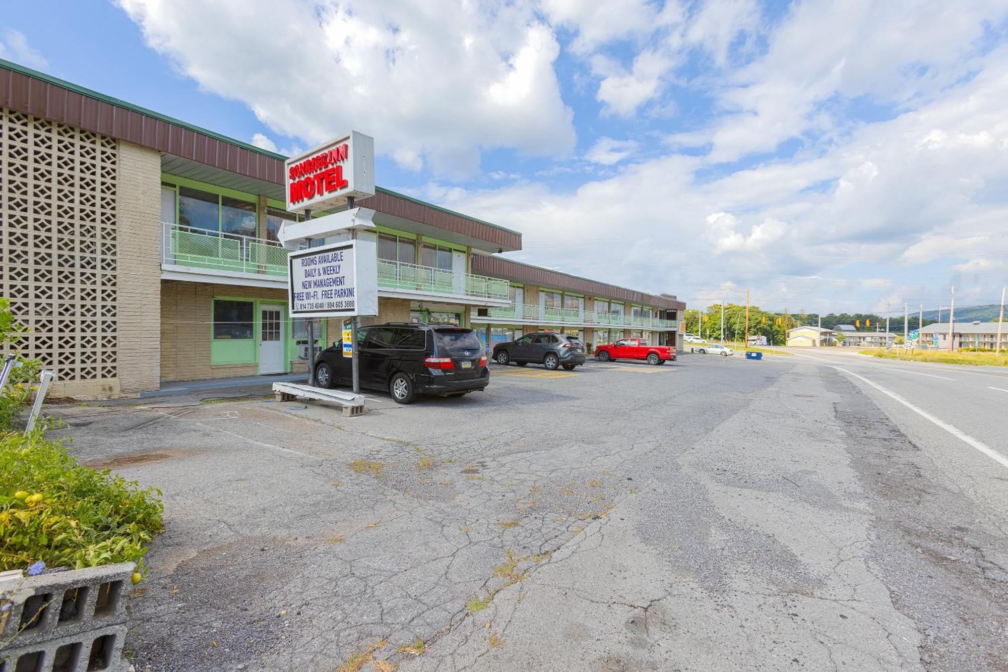 Sonrise Inn Lincoln Hwy By Oyo Breezewood Exterior foto