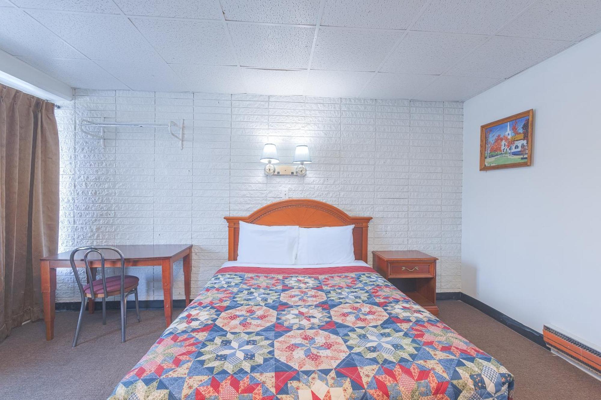 Sonrise Inn Lincoln Hwy By Oyo Breezewood Exterior foto