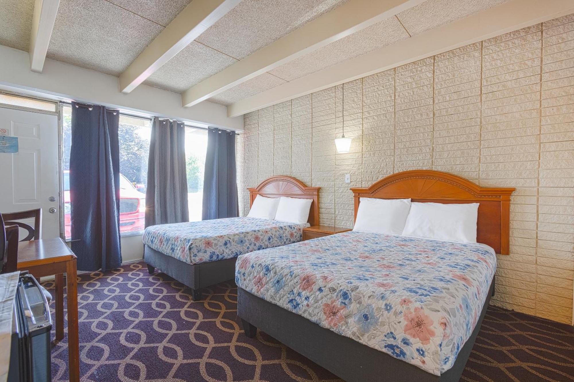 Sonrise Inn Lincoln Hwy By Oyo Breezewood Exterior foto